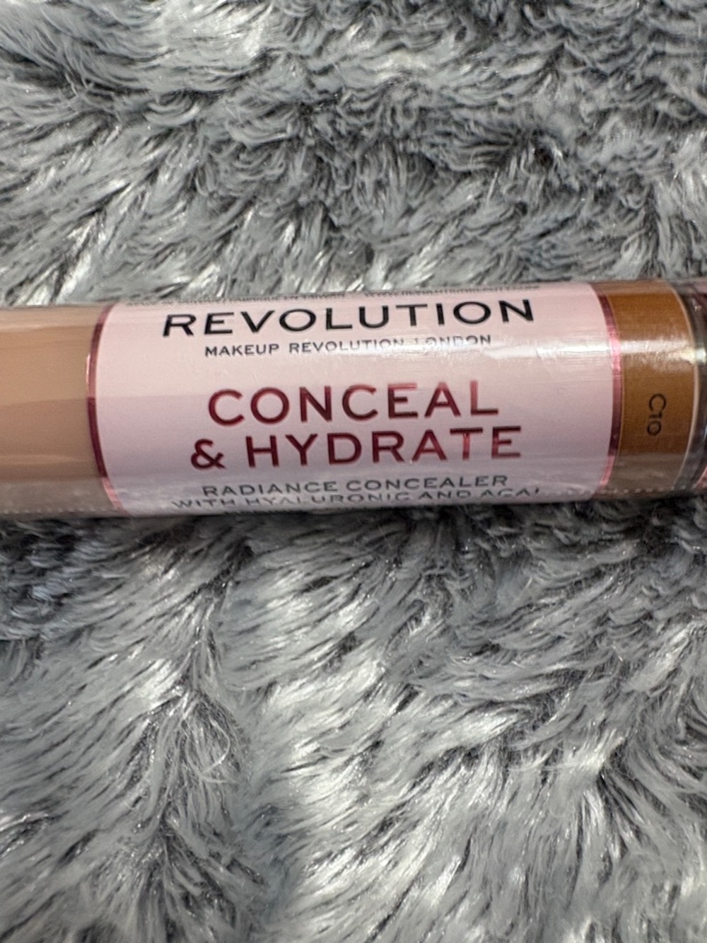 Revolution Makeup Bundle - Picture 8 of 10
